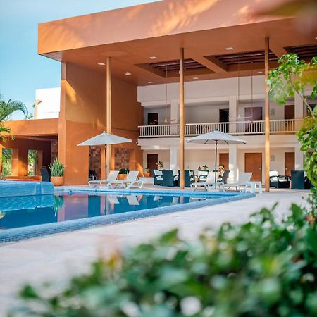 Hotel Ixzi Plus イスタパ エクステリア 写真